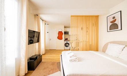 Radiant Rendezvous 4