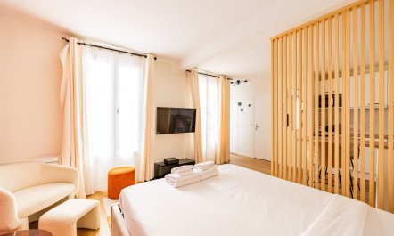 Radiant Rendezvous 5