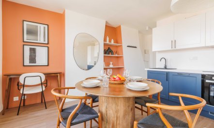 Radiant Paris View 1