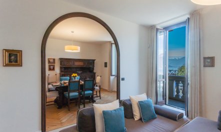 The Italian Lakeview 1