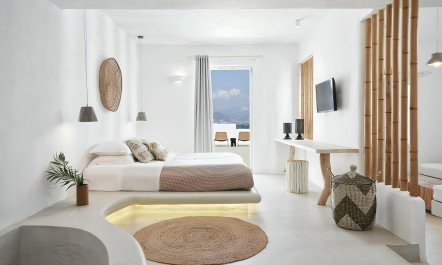 Tranquil Seafront Views 5