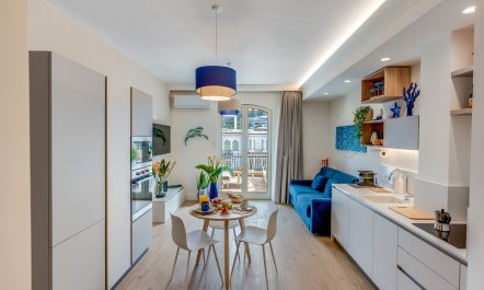 Grand Shores 1