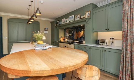 The Merriott House 8