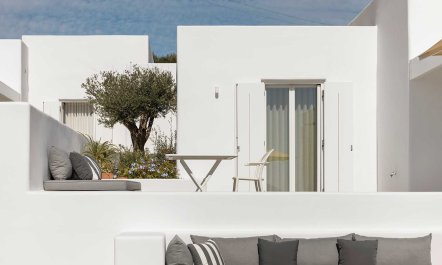 Tranquil Isles Living 8