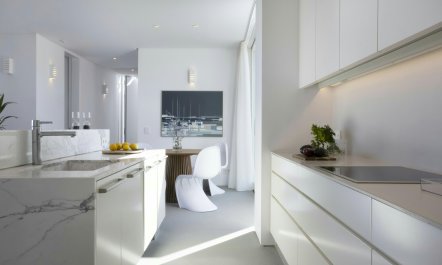 Aonian Garden Charm 8