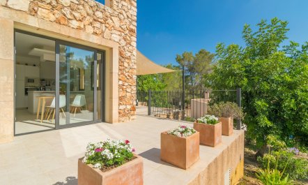 Meet Me at Midnight 6