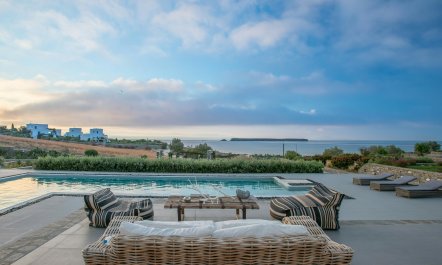 Pelagic Gemstone Island. 5