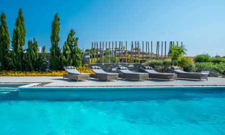 Pelagic Gemstone Island. 3