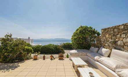 Gentle Grecian Ambiance 8