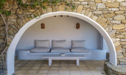 Gentle Grecian Ambiance 7