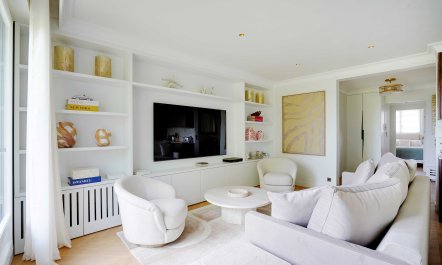 Parisian Terrace View 4