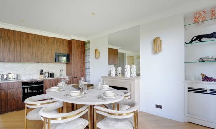 Parisian Terrace View 8