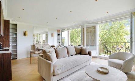 Parisian Terrace View 1