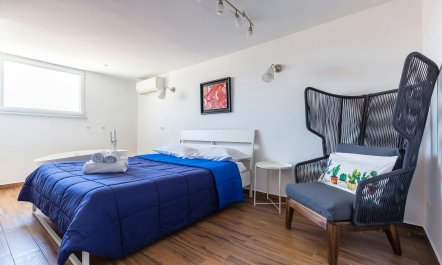 The Naples Terrace 8