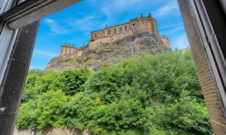 Maidens' Castle 1