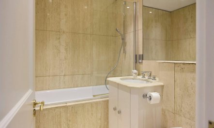 Penthouse Residence 7