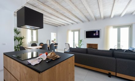 Golden Aegean Abode 8