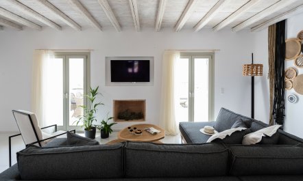 Golden Aegean Abode 4