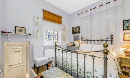 The Pimlico Parlour 7