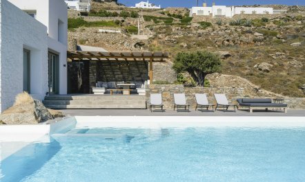 Lighthouse Horizons 4