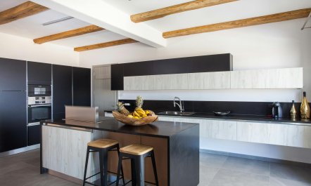 Golden Island Hideaway 8