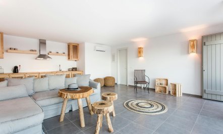 Golden Island Hideaway 6