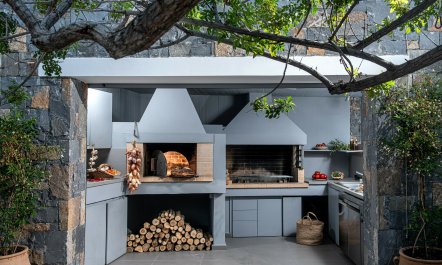 Stone Enclave Retreat 7