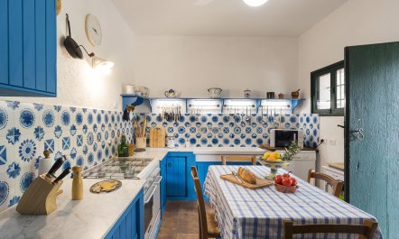 Olive Grove Cottage 9