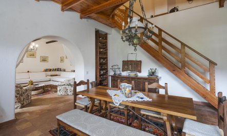 Olive Grove Cottage 8