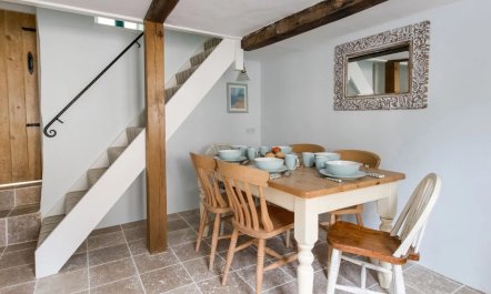 The Thatched Cottage 5