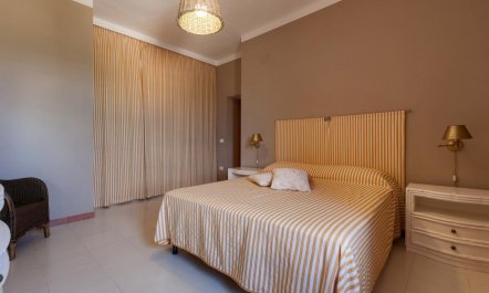 Veranda on the Sea 8