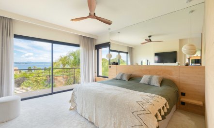 A Mediterranean Muse 8