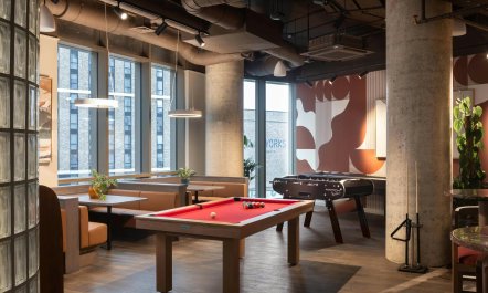 Silent Embrace Studio 1