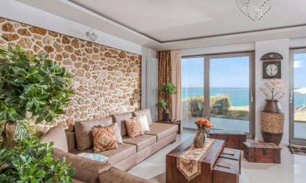 Serene Crest Vista 5