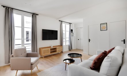 Silhouettes of Paris 3