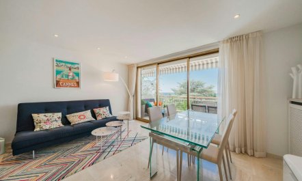 Cannes View Hideaway 1