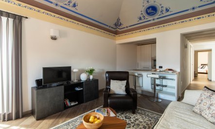 Reflections at the Palazzo 6