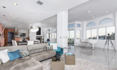 Celebrity Grandeur Homes 2