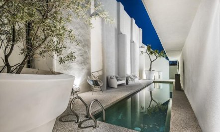 Celebrity Grandeur Homes 1