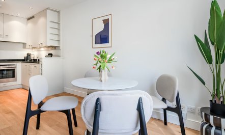 Contemporary Covent 1