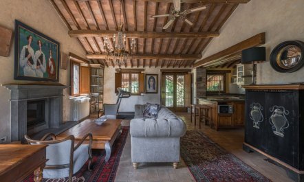 Etruscan Retreat 9