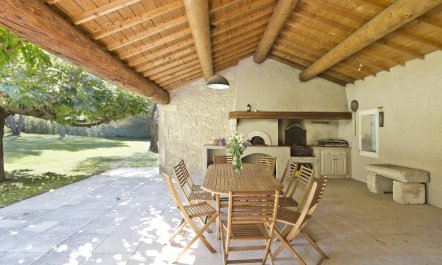 Quiet Provence Stay 1