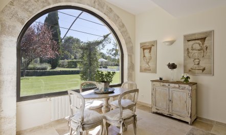 Quiet Provence Stay 7