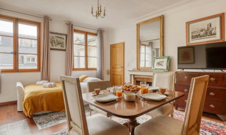 Whispers of Saint-Germain 3