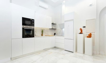 Stories in Seville 5