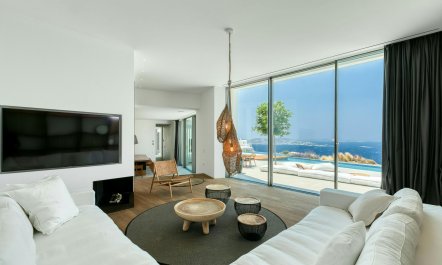 Between Stone & Sea 4