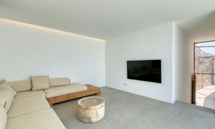 Between Stone & Sea 7