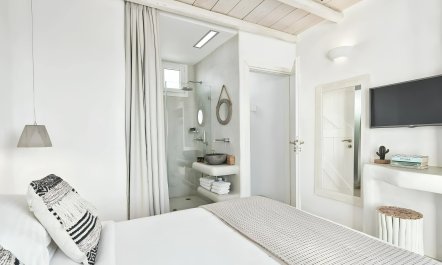 Azure Amphora Views 4