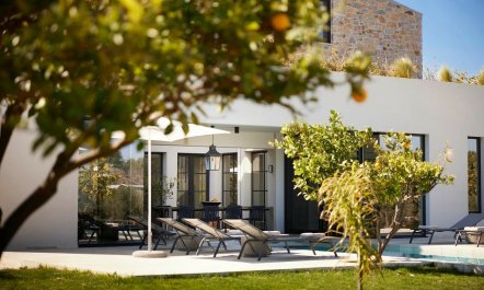 Golden Riviera Retreat 3