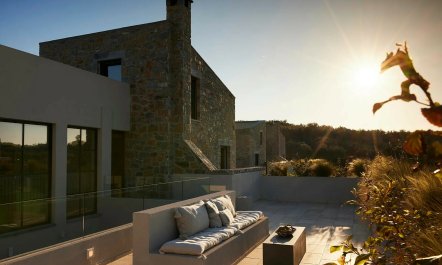 Golden Riviera Retreat 6